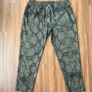 Women’s Green Snake Print Pants
